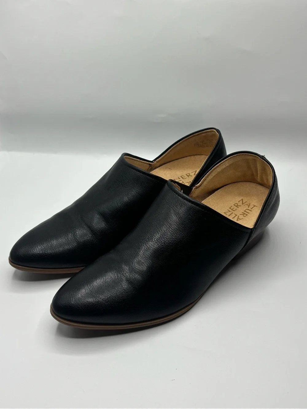 Naturalizer Carlyn Black Vegan Leather Booties Shoes Sz 8.5 Shooties Minimalist